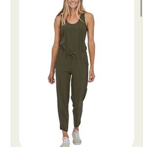 Patagonia Fleetwith Jumpsuit in Basin Green Size Small